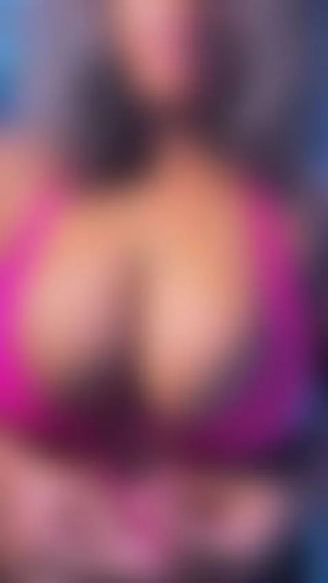 On a scale from 1 to 10! how badly do you want to grab this ... by birkinbbyxx