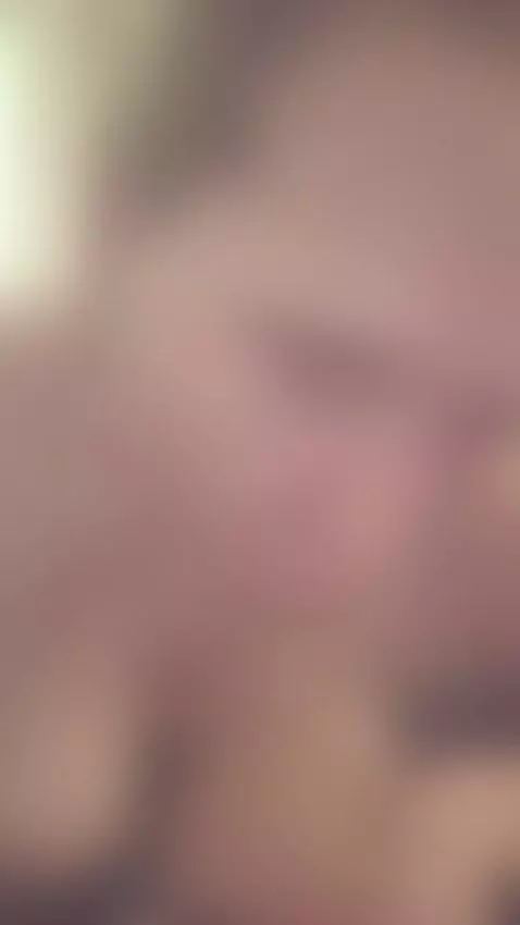 deep Throat
tip me for more! by shannyleelace