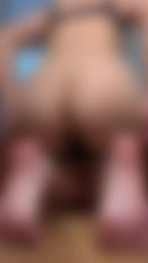 Ever fallen into something too good?
This is your warning — ... by emmaamain