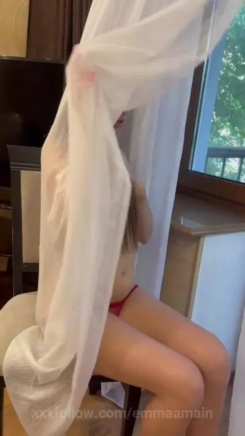 The tease ends now — tap the link 💦 by emmaamain