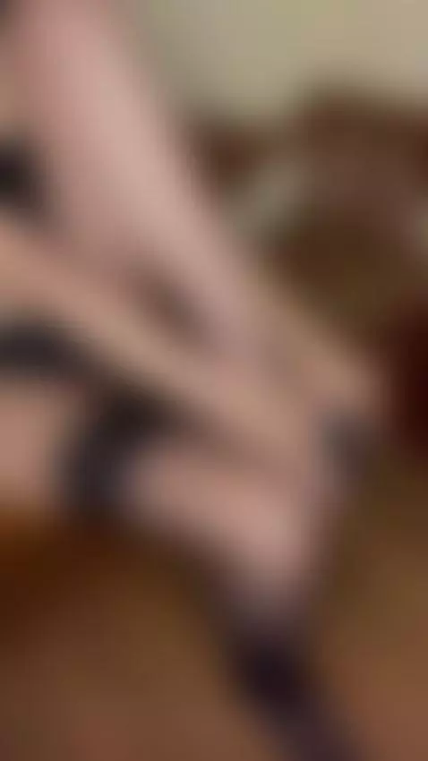 Close your eyes… now open that link 😈
Pleasure starts here. by emmaamain