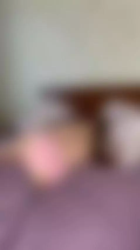 Careful, this sub bites 😏
Click if you're ready to get owned... by emmaamain