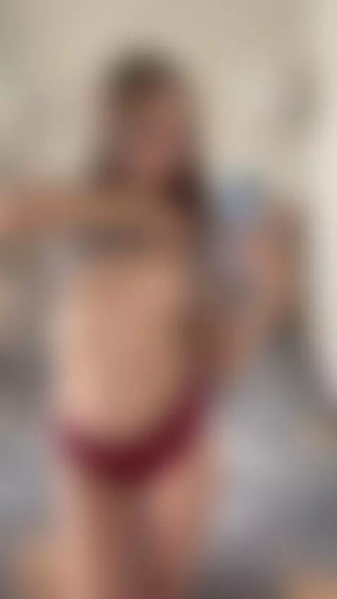 My guilty pleasure? Posting on OnlyFans 😏 by emmaamain