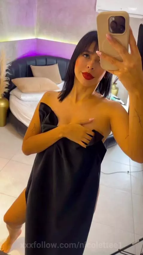 better take me naked 😈 by nicolettee1