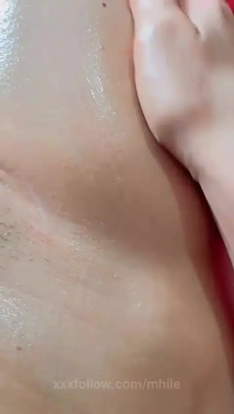 I want your hands on my skin 😈 by mhile