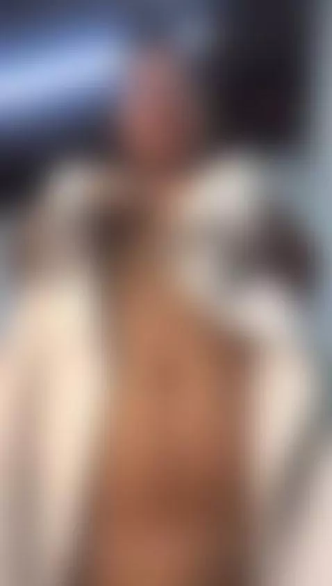 Do you want to see more? You know where to find me. by rio-valencia36