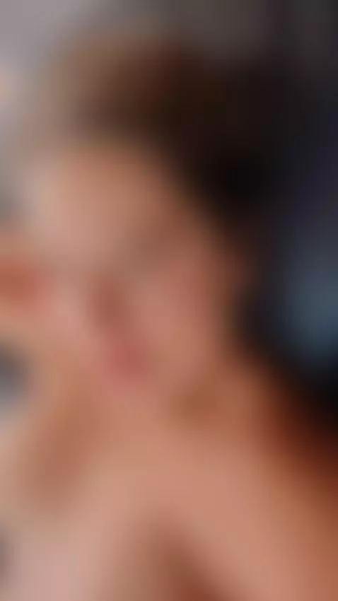 enjoying some fresh air and being seen 😈🔥 by laurenwelly