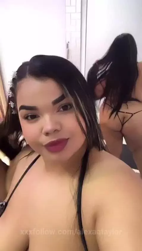 Don’t fall for me… unless you like losing control 💞 by alexaataylor