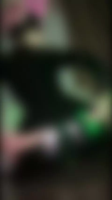 Do you want to rip this latex on me? by aleksavamp