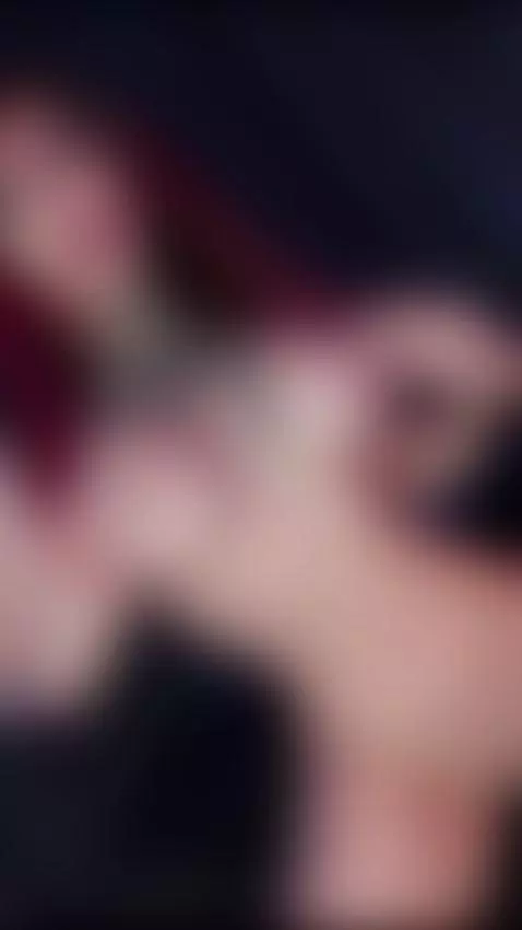 How do you like my curves?🍒 by aleksavamp