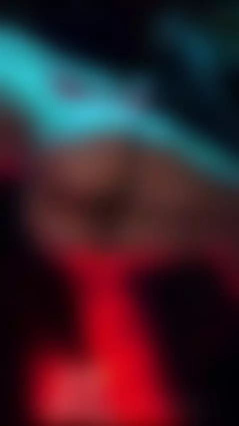 Too hot to handle. Yes, that’s a dare🔥 by aleksavamp