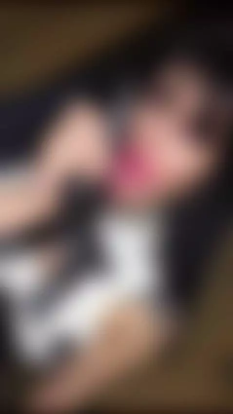 very skillful tongue👅 by aleksavamp