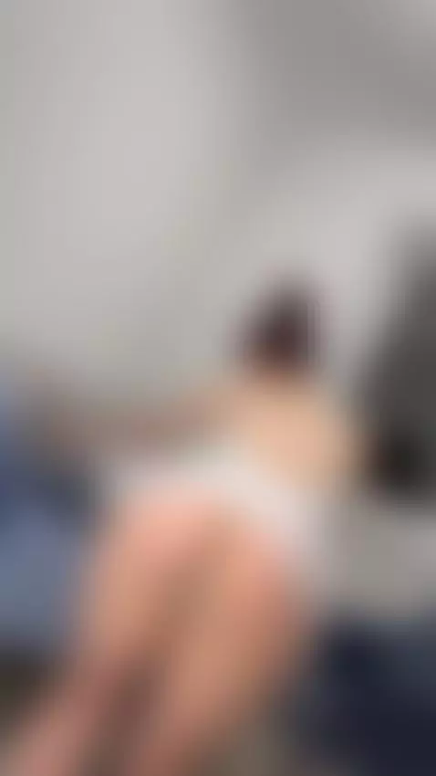 Do you want me to clean your room?🤭 by aleksavamp