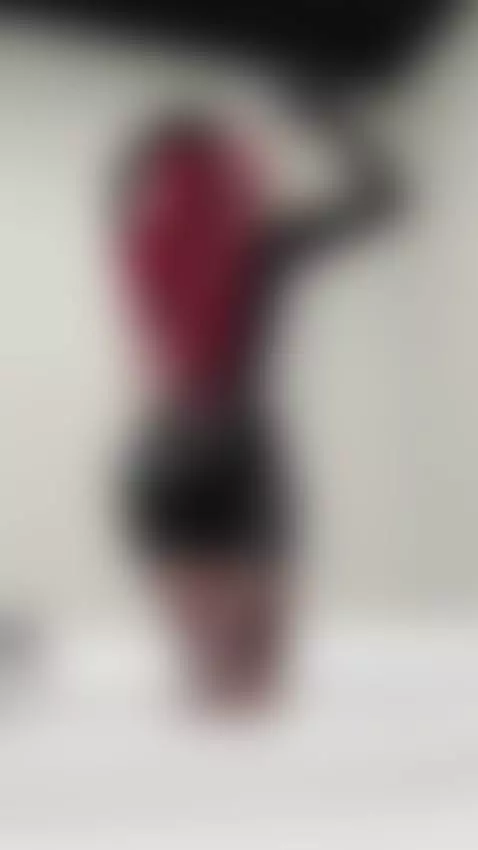 love the way latex feels by aleksavamp