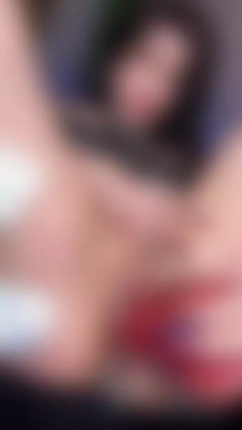 he is so big...🍌😫 by aleksavamp