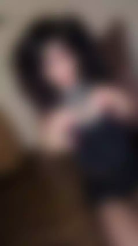 Solo, tits out again😈🍒Join my OF by aleksavamp