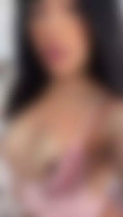 Can you handle watching this without getting distracted… or ... by rousezafira