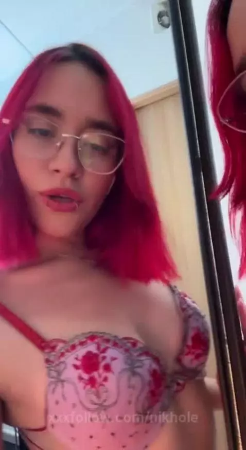 Caught myself looking at myself 🤭 by nikhole