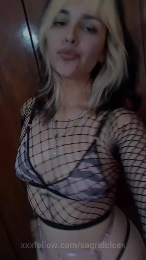 Pink is the new black? by xagridulcex