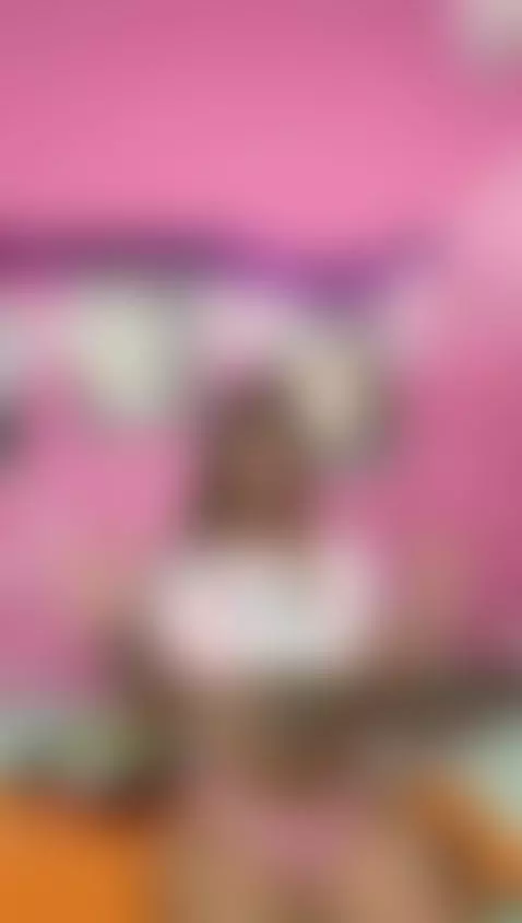 Every curve tells a naughty story 🌀😉 by madisson022