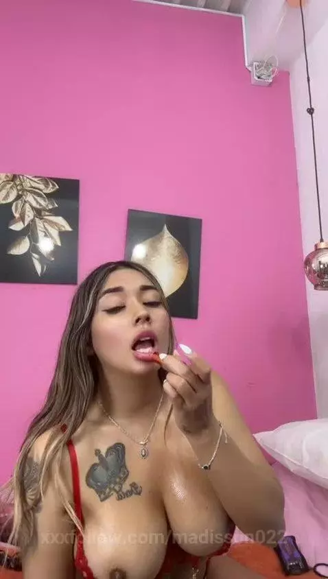 Meet me under the mistletoe… I’ve got a surprise for you. 😏💋 by madisson022