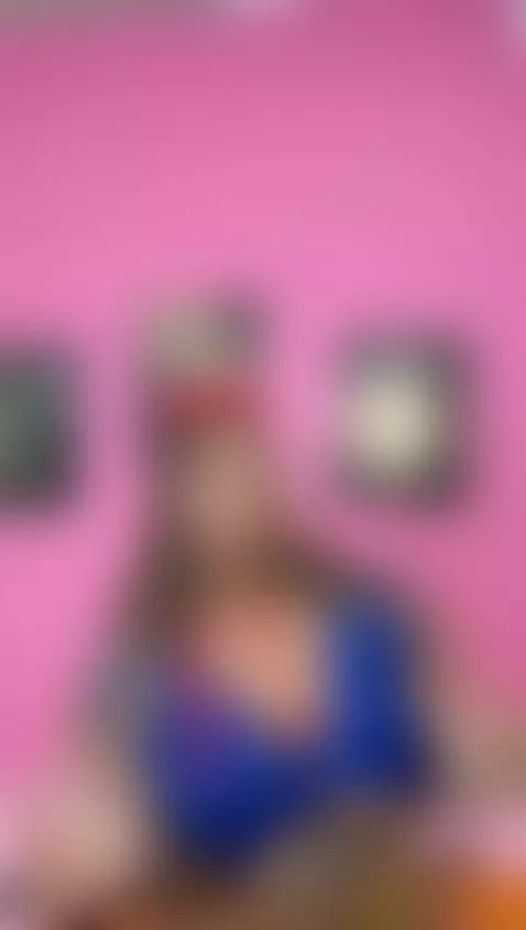 I catch eyes without trying. 👀✨ by madisson022