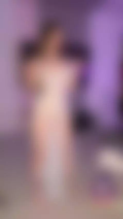 Sexy hottie female plays with BoyfriendDancing sexy, giganti... by adriannasavu