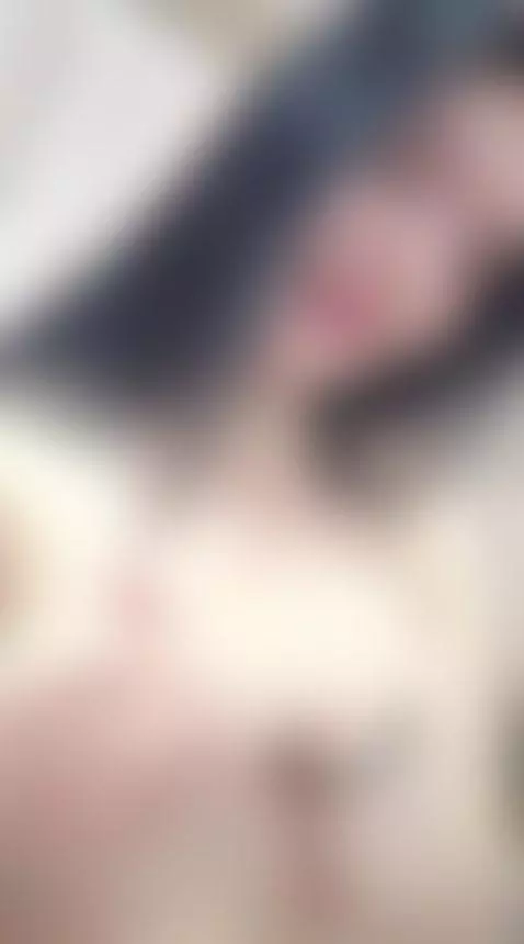 Let's have a chat in my chat room by ariabonnet