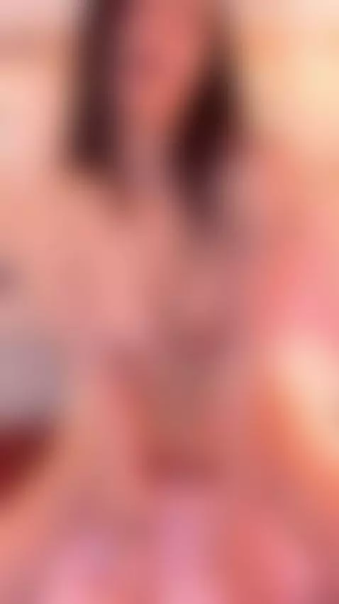 I love rubbing my pussy against the pillow. It's been a long... by ariabonnet