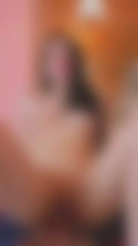 I'm riding a very hard and delicious cock, I feel like a ver... by ariabonnet