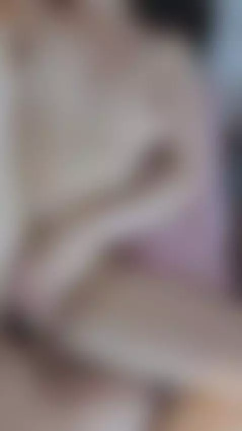 STRONG FUCK IN BEAUTIFUL LATINA'S PUSSY by ariabonnet