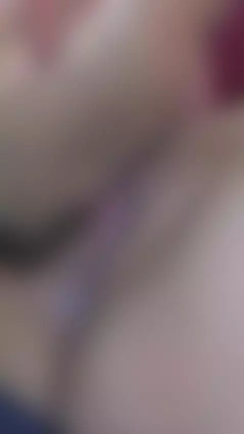 Look how he eats my pussy, it feels so good. 🤤 by ariabonnet