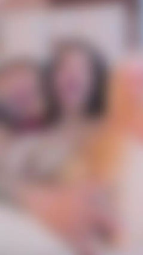 Horny whore! she likes it when I put my fingers in her pussy by ariabonnet