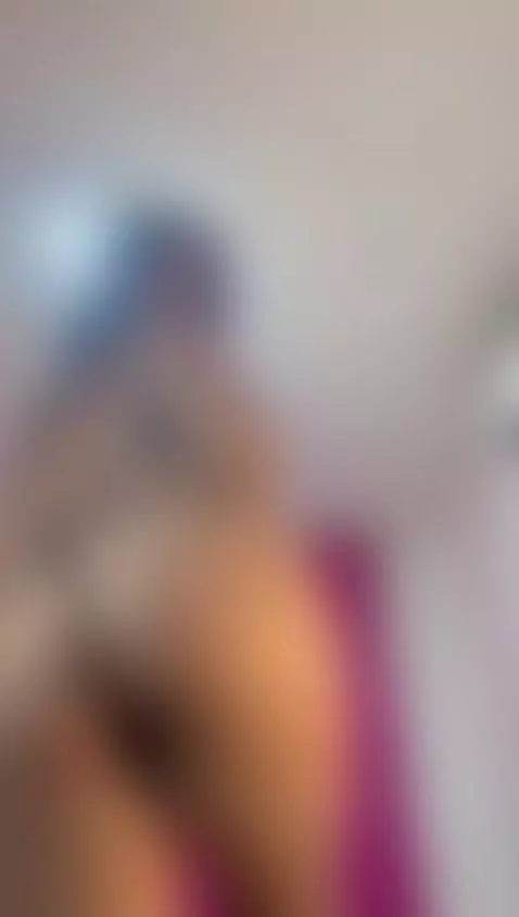 LOVE, I'M ONLINE, FOLLOW ME ON MY PLATFORM. 
https://chaturb... by gavi-loveck