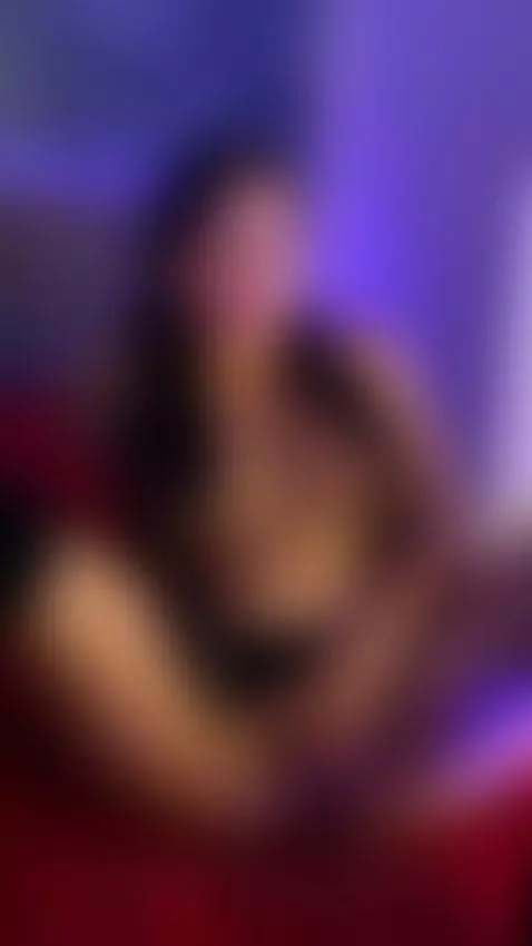 Your little naughty wants to see you. I am online. Link in m... by bellabalvin