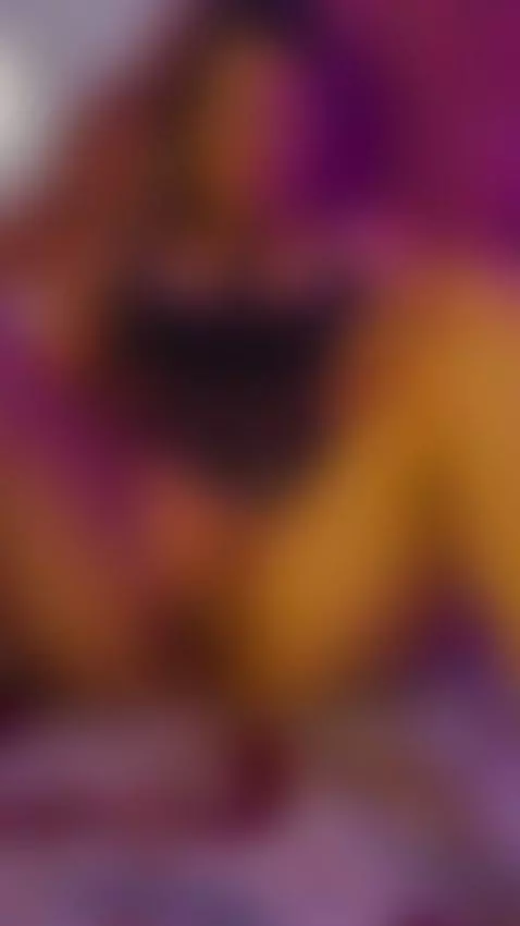 Rub my clit by elazabala