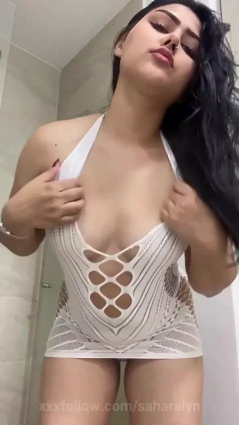 I belong to desire. by saharalyn