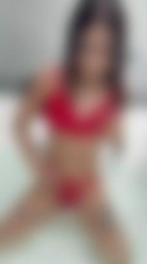 An encounter that breaks the rules and ignites desire. by nicolcherry