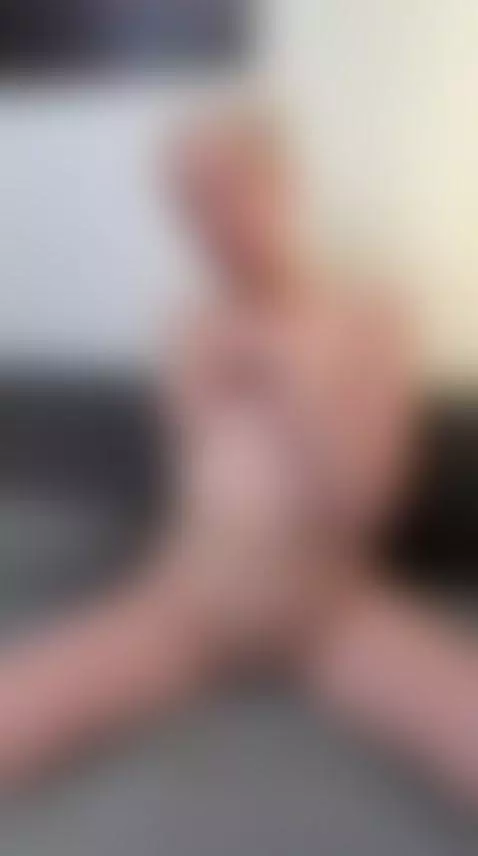 Bet your other follows aren’t doing this 😏 OnlyFans by vikki2025