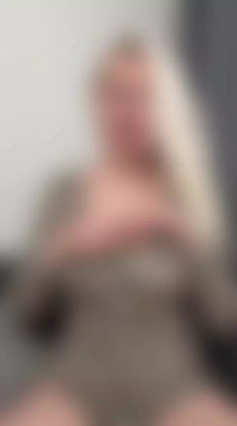 Miss me? I’m always around on OnlyFans 😉 by vikki2025