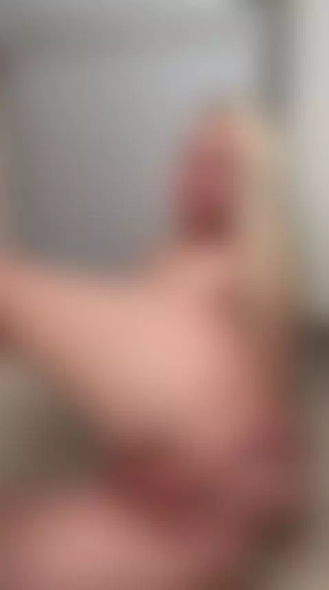 Talk to me privately on OnlyFans by vikki2025