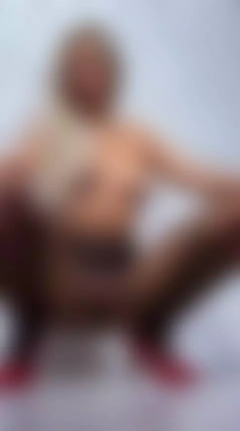 What happens on OnlyFans… doesn’t stay on OnlyFans 😏 by vikki2025