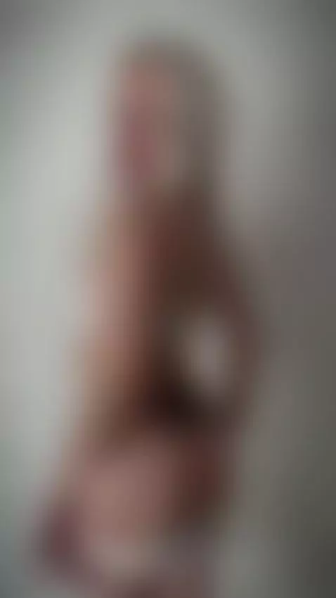 The tease ends here — the real show’s on OnlyFans 💋 by vikki2025