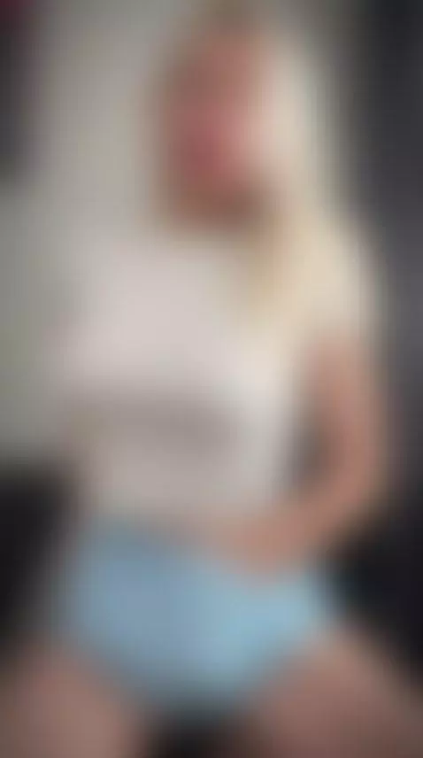 Swipe up for a good time 😏 OnlyFans inside by vikki2025