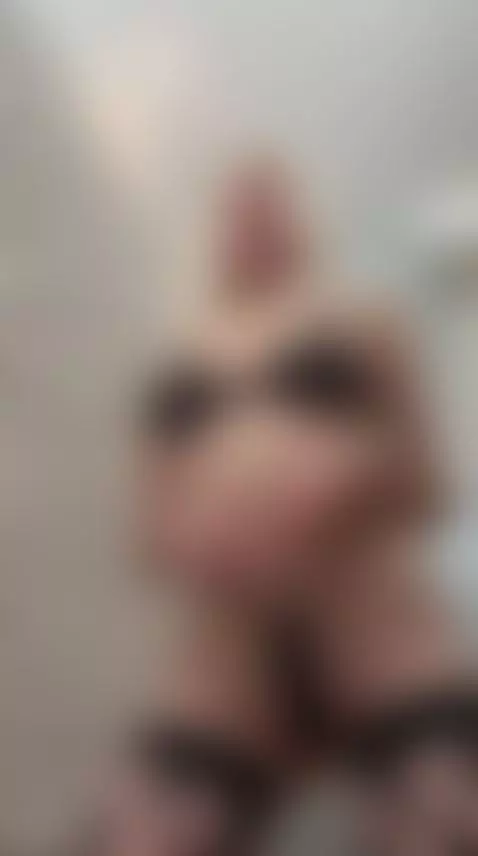 Come say something cute to me on OnlyFans 💕 by vikki2025