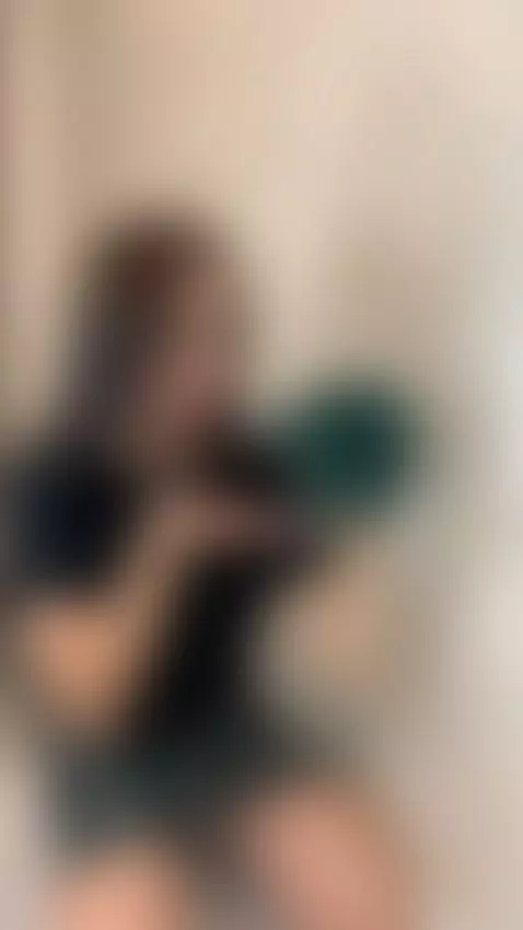 Shut that jaw… then tap the link 😏 by evierouge