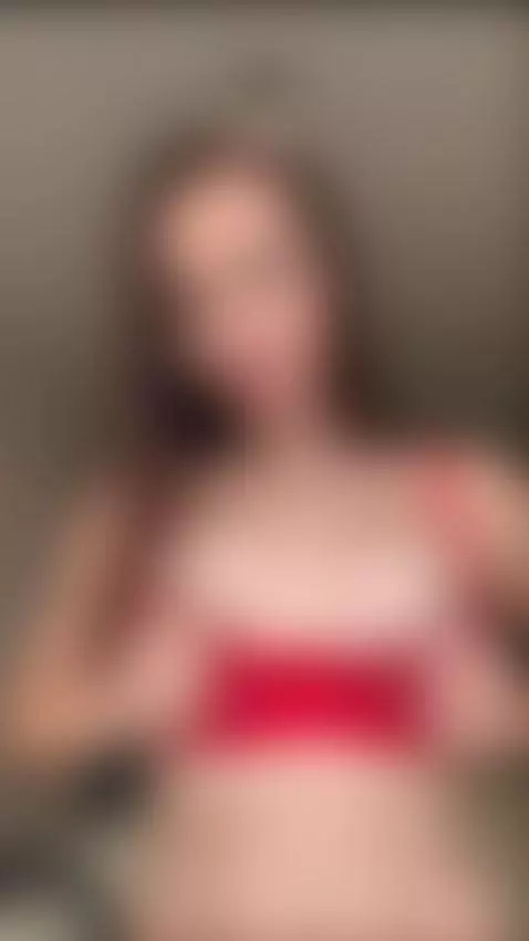 Watch and get inspired together with her! 😊 Click subscribe! by evierouge