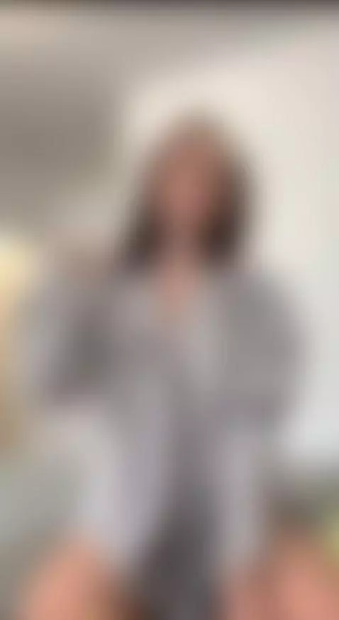 Gentleness and beauty in one video! Subscribe so you don’t m... by evierouge