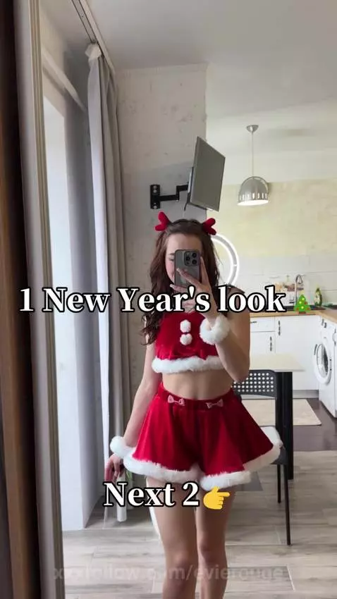 Which image suits me better? Write in the comments😋❤️‍🔥 by evierouge