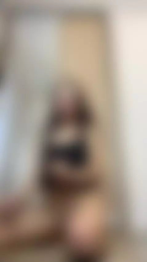 Better dressed or undressed? 😋 by evierouge